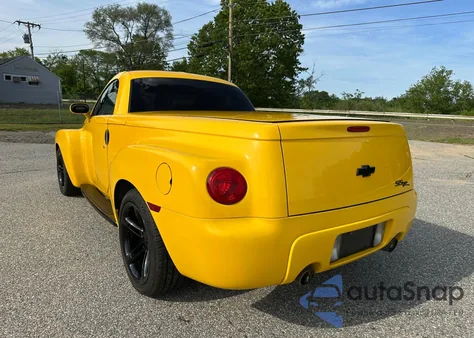 2004 Chevrolet Ssr from USA, damaged, VIN 1GCES14P24B106425